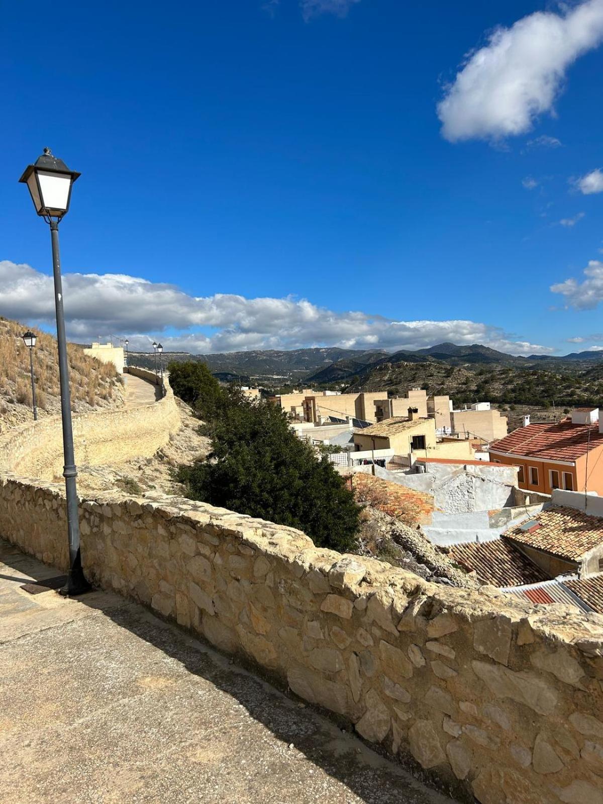 Apartamento La Guarida Rustica Del Zorro Jijona Exterior foto
